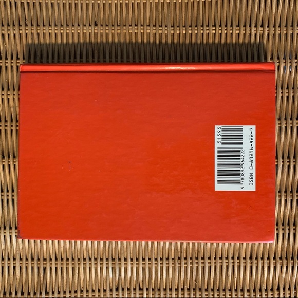 💚 📚 “ The mystery book of days” VINTAGE BOOK - Picture 2 of 5